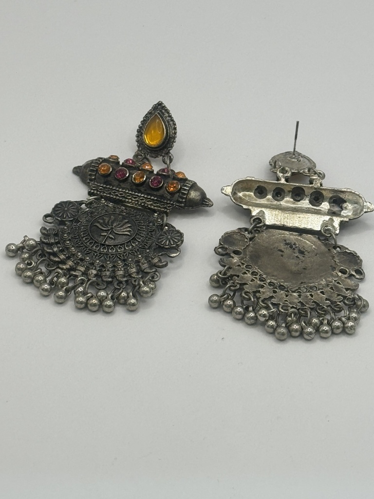 Vintage stones silver earrings