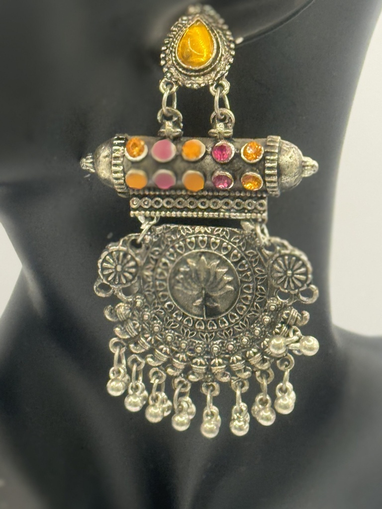 Vintage stones silver earrings