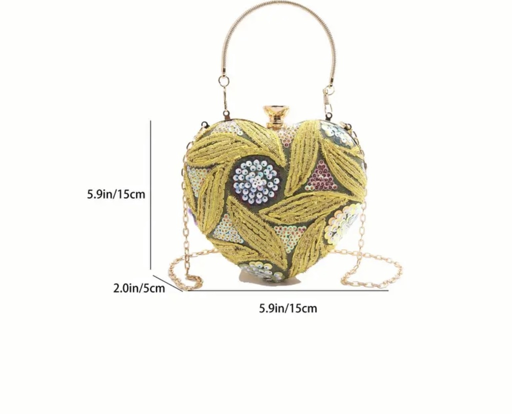Sequinsed heart shape chain clutch 