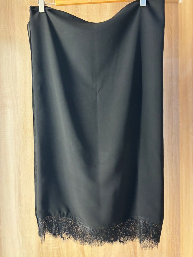 Black dress, abaya, and shaila