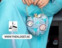 Sequinsed heart shape chain clutch 