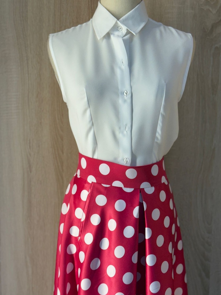 Classic white shirt and a white big polka dot skirt & abaya set