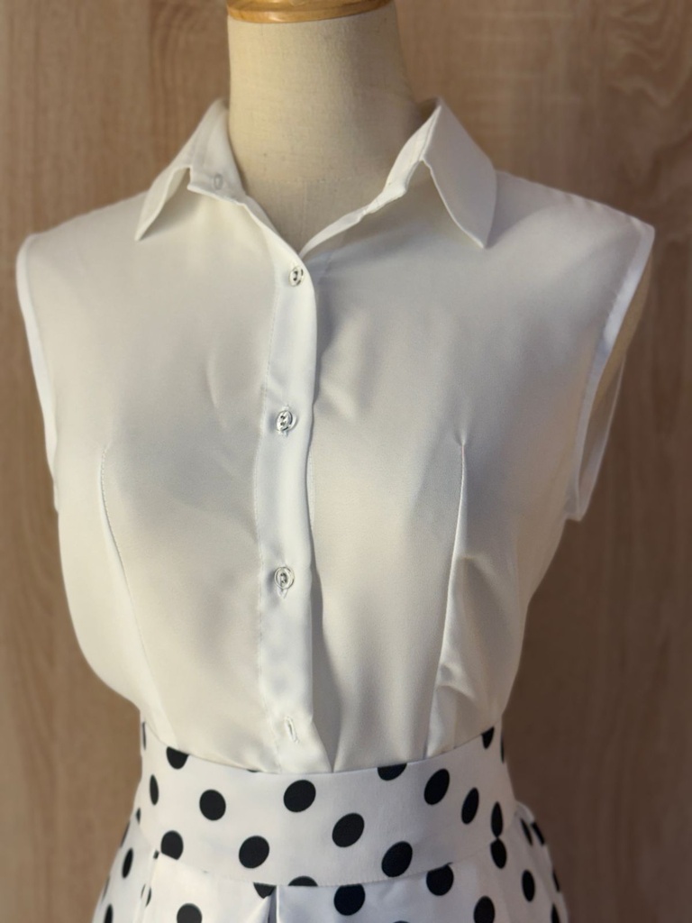 Classic white shirt and a black Small polka dot skirt & abaya set  