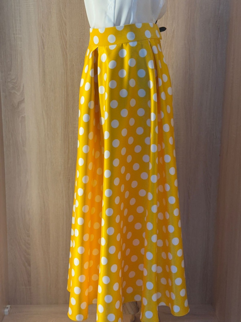 Classic white shirt and a white big polka dot skirt & abaya set   
