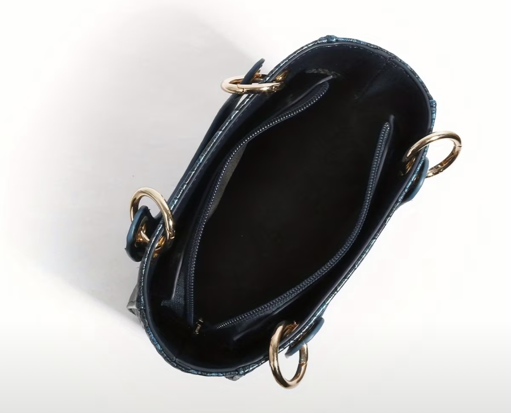 Snake print leather shoulder Bag 