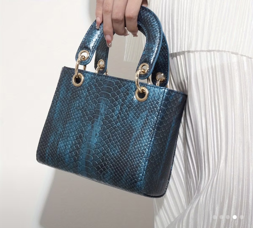 Snake print leather shoulder Bag 