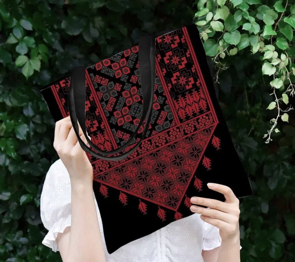 Traditional tribal tatreez Tote bag 