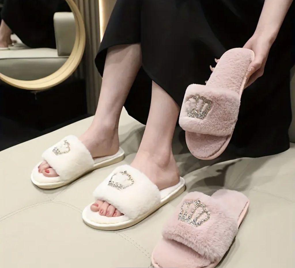 Rhinestones crown fluffy Slippers 