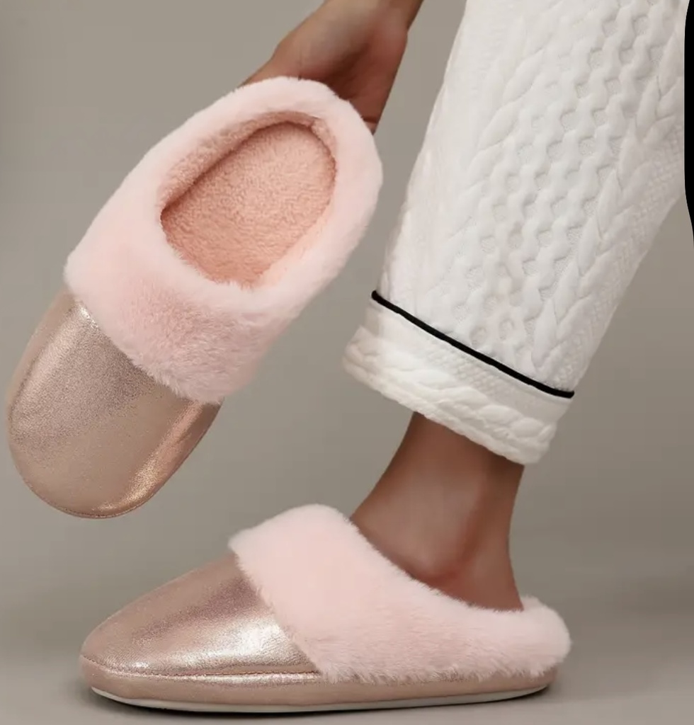 Plush shiny leather Slippers