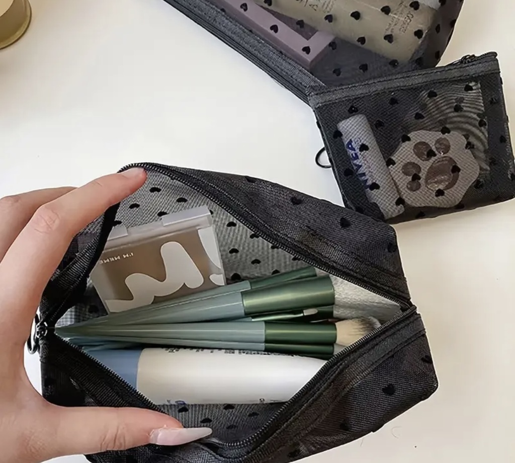 Tiny black hearts mesh bag four pieces set 