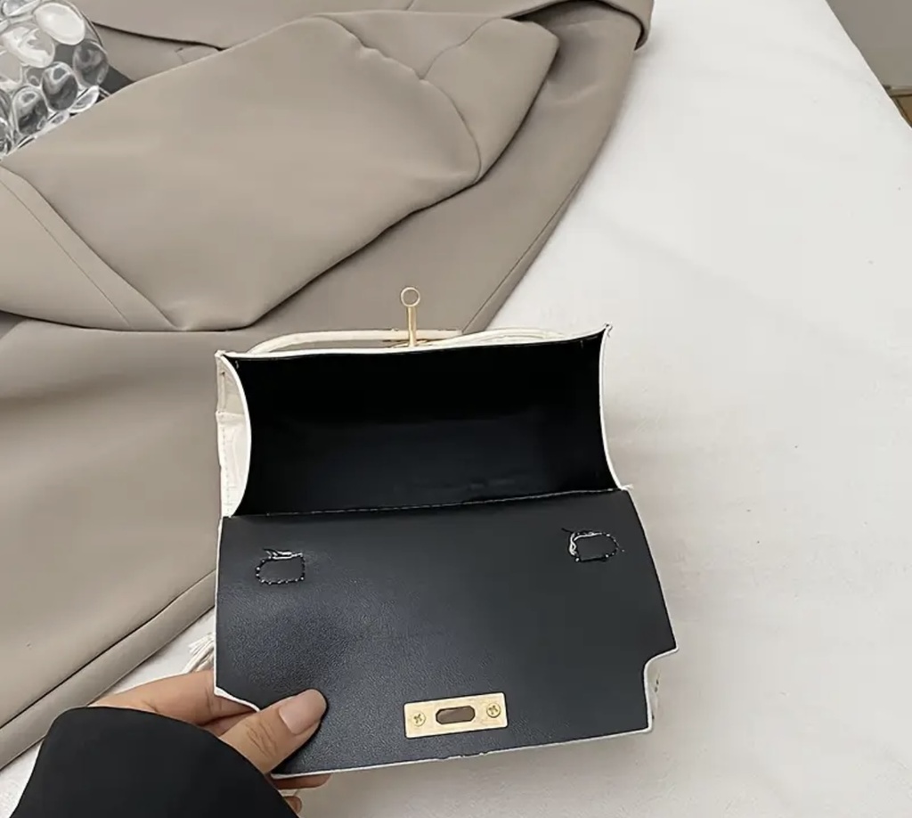 Mini crocodile pattern square Crossbody Bag 