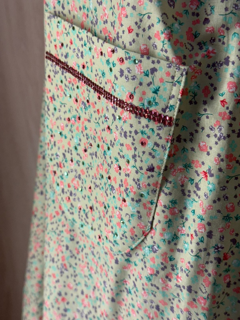 Fine print pink patient gown