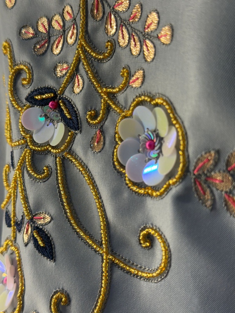 EMBROIDERED FLORAL Patient Gown