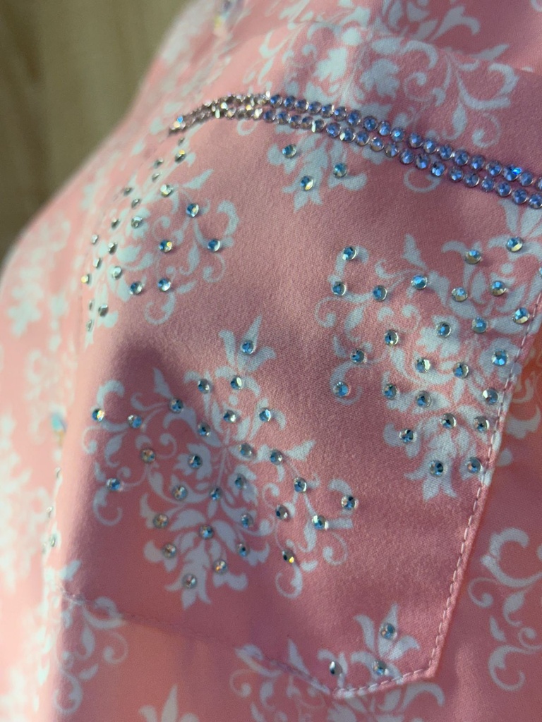 Patient Gown With Button Closure 