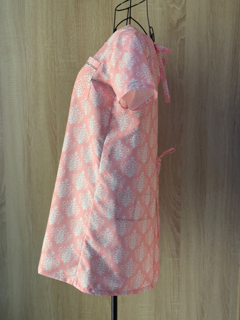 Patient Gown With Button Closure 