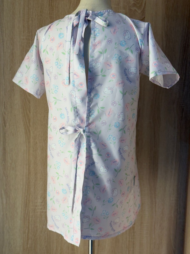 Hello Kitty Patient Gown 