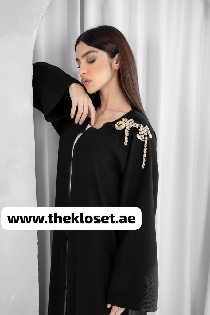 Tiger brooch abaya