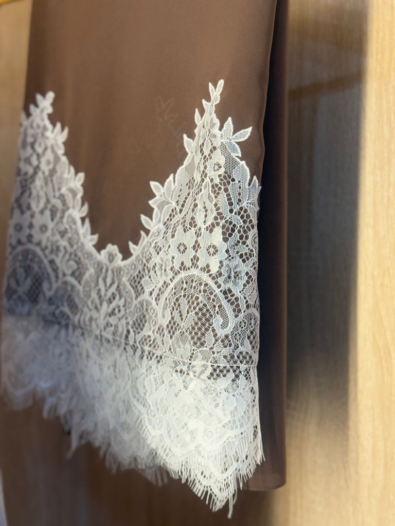 Velvet abaya with lace sleeves