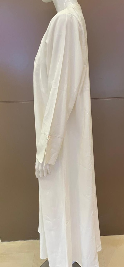White Abaya with Heart-Shaped Button