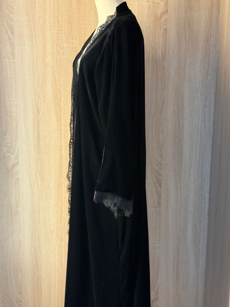 Luxury Black Velvet Abaya with Lace Trim