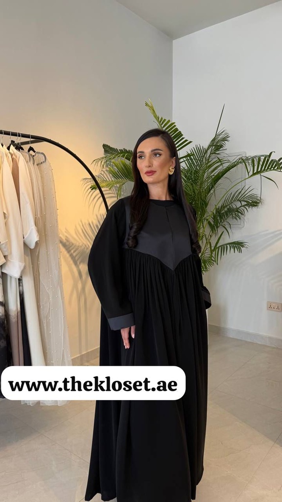 Black Two-Texture Yoke Abaya