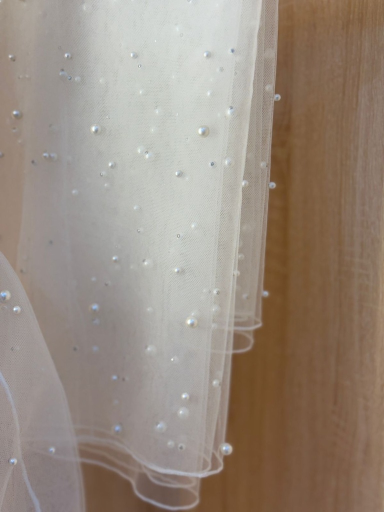 White Abaya Lace Open Style and Pearl Details