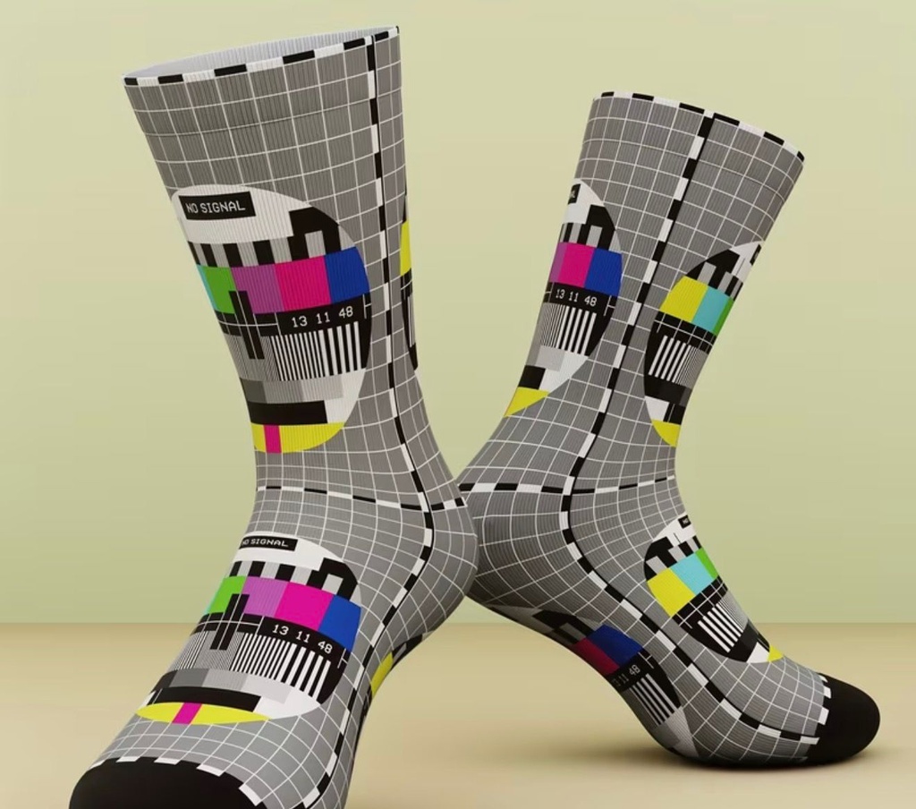 Unisex Retro-Style Mid-Calf Socks