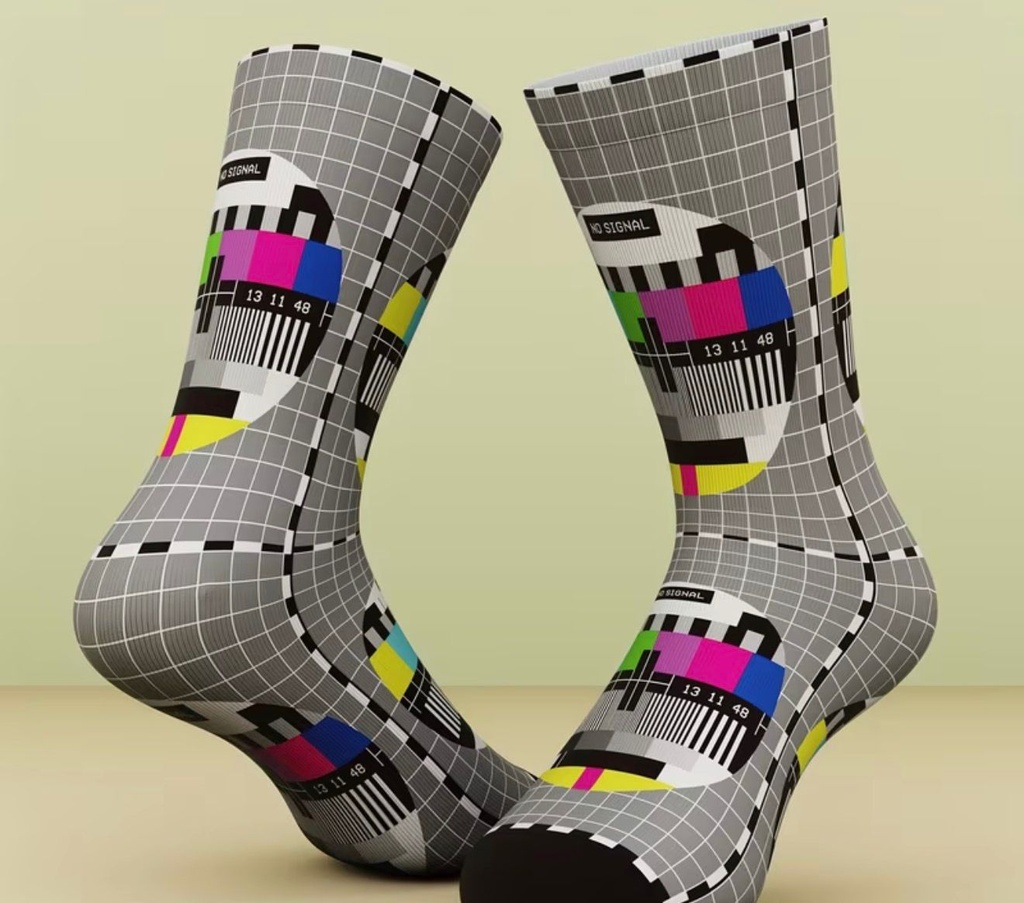 Unisex Retro-Style Mid-Calf Socks