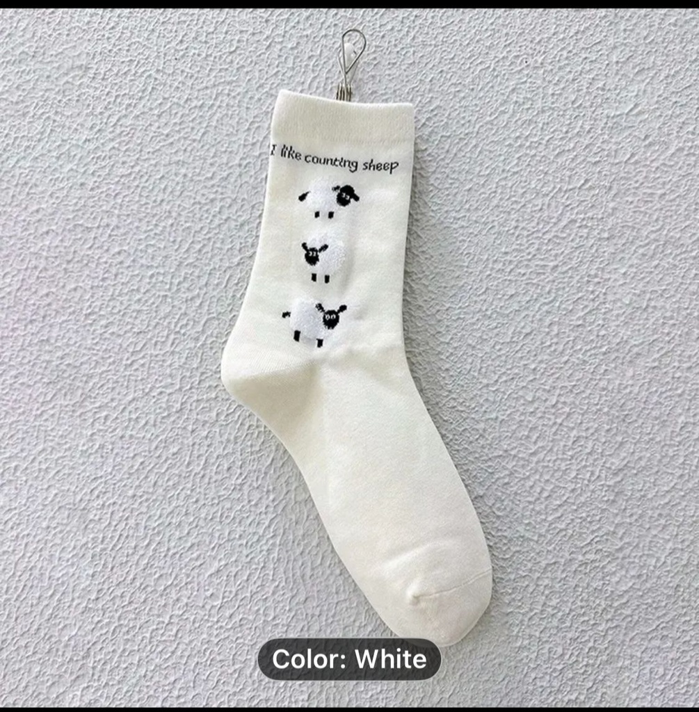  Cartoon Sheep Pattern Mid-Calf Socks