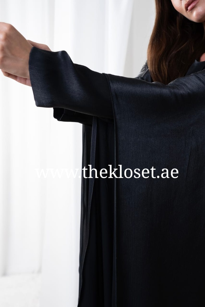 Black Abaya With Long Sleeves Inner 