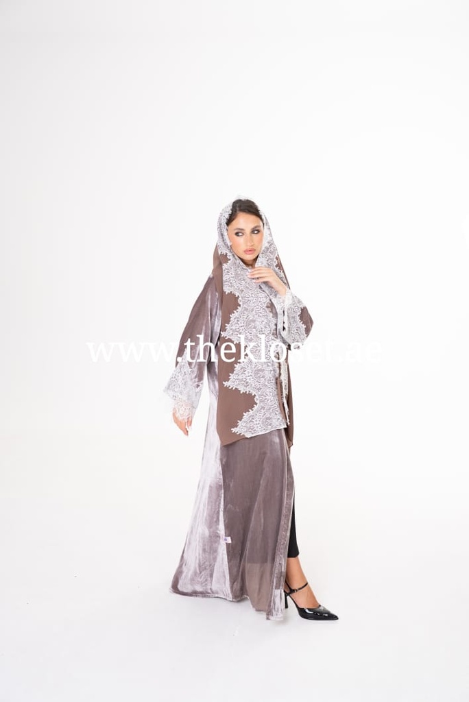 Velvet abaya with lace sleeves