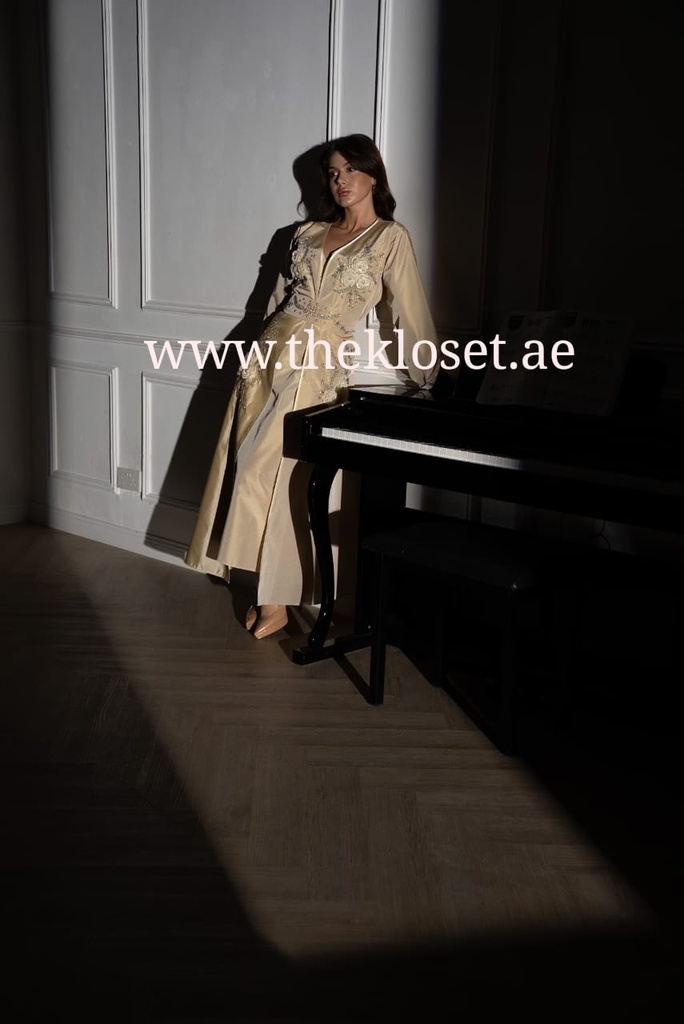 Elegant Embroidered Floral Dress With Belt