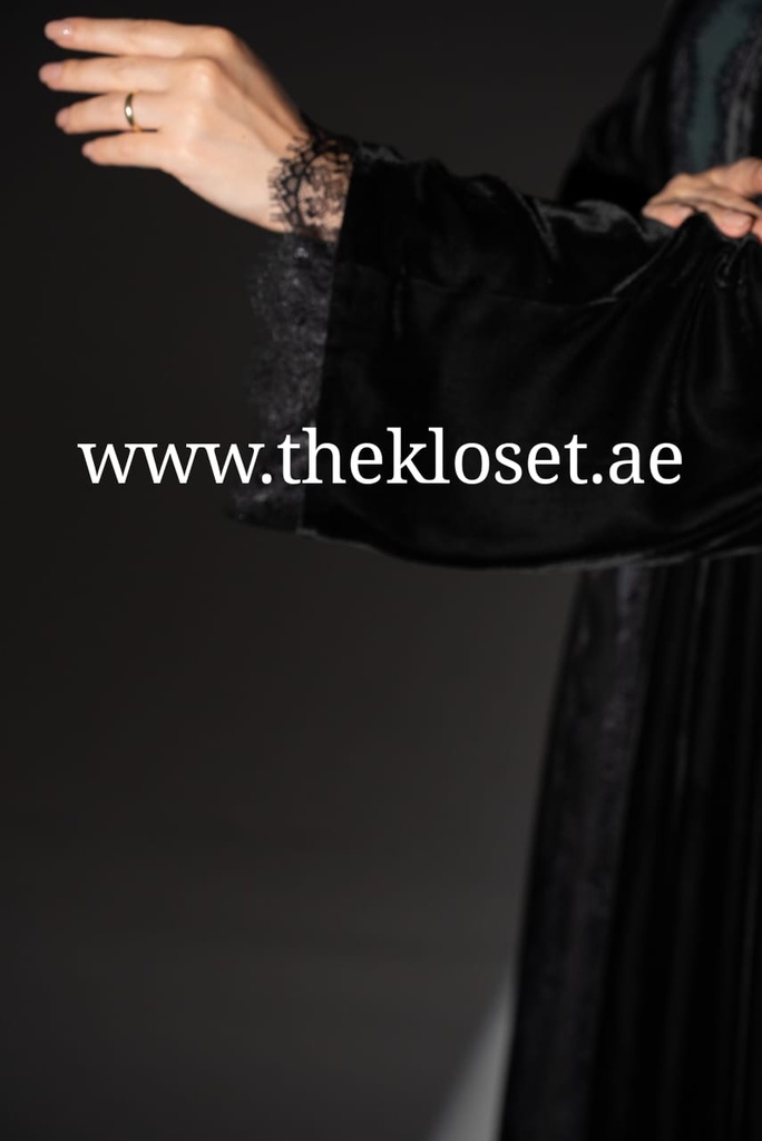 Luxury Black Velvet Abaya with Lace Trim