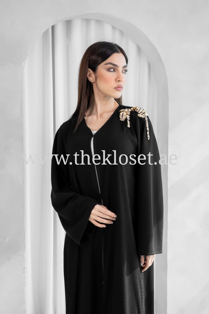 Tiger brooch abaya
