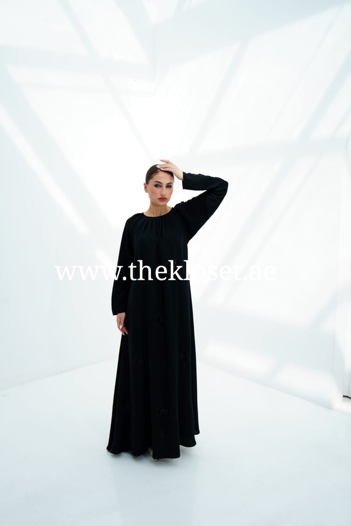 Charming Black Closed Abaya  Featuring Flower Embroidery