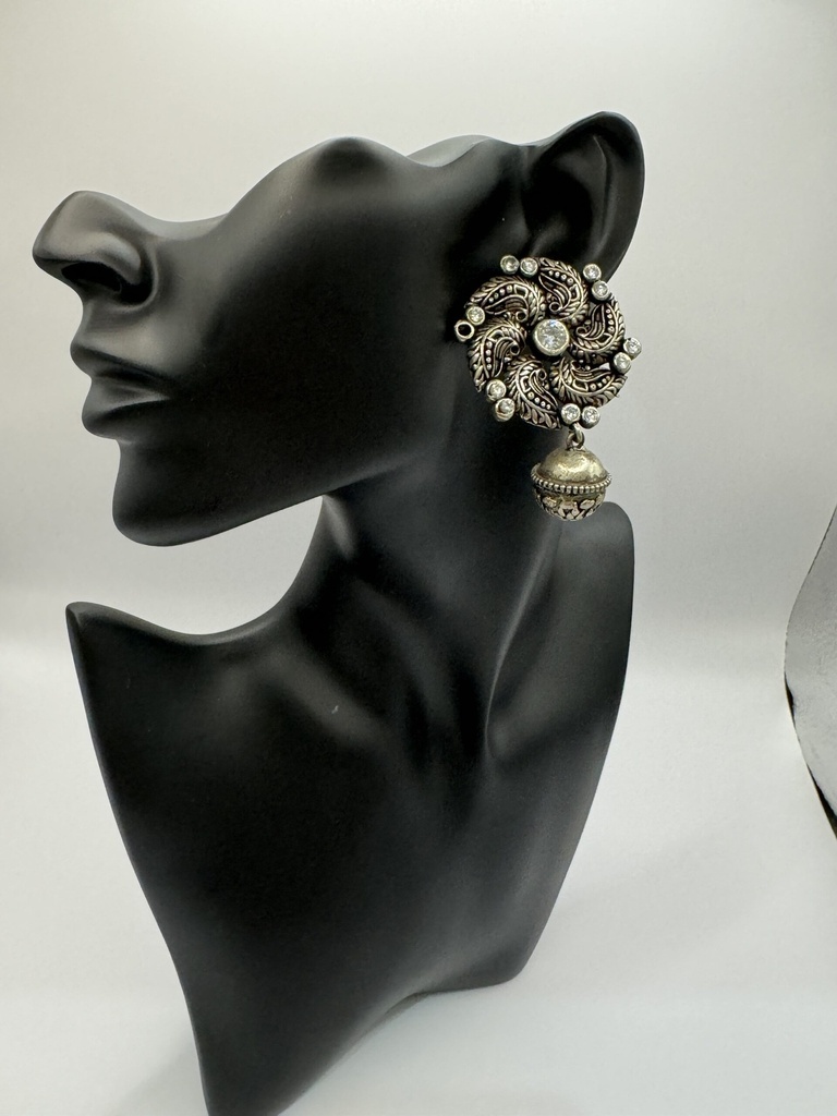 Spiral Indian vintage earrings