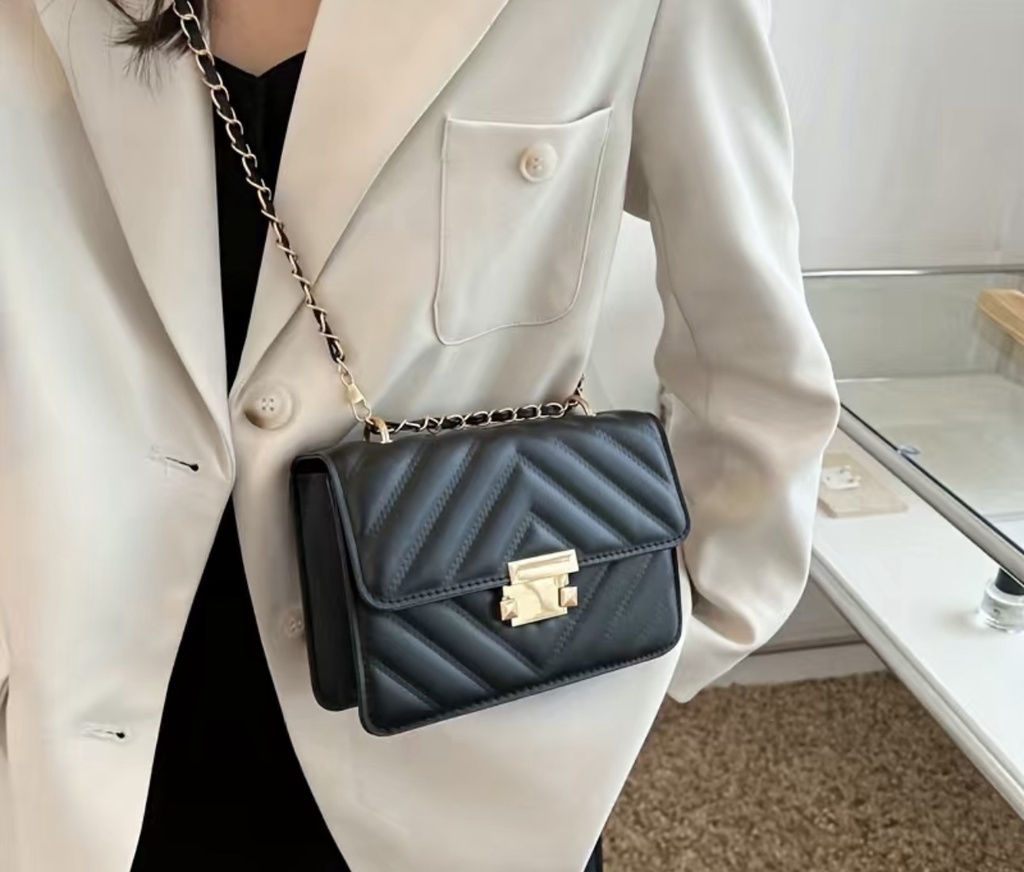 Chevron Quilted Crossbody Bag