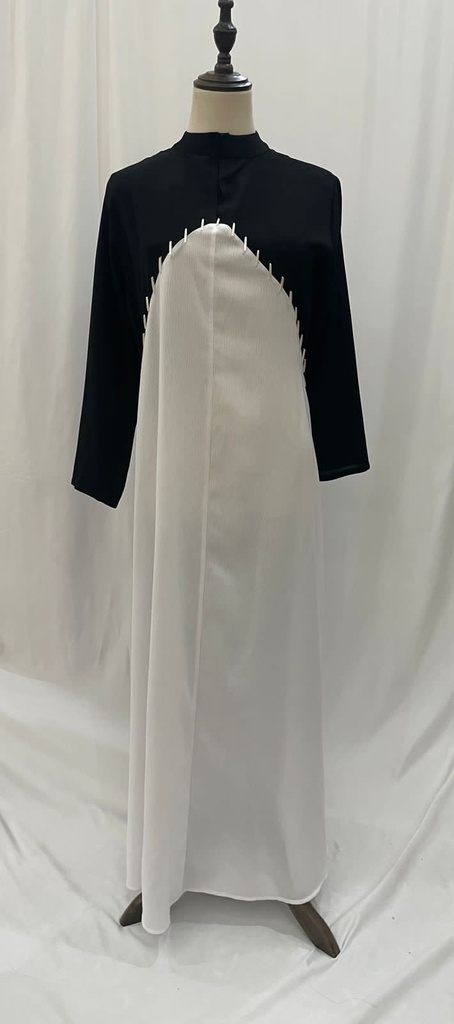 Black & white abaya