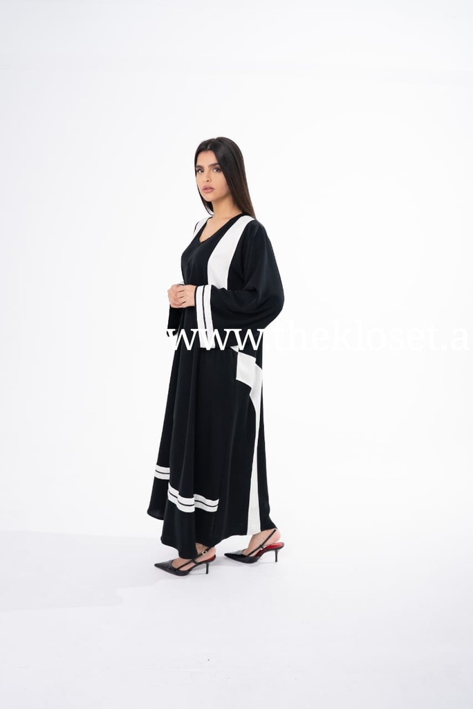 geyometric Abaya With White Stripes
