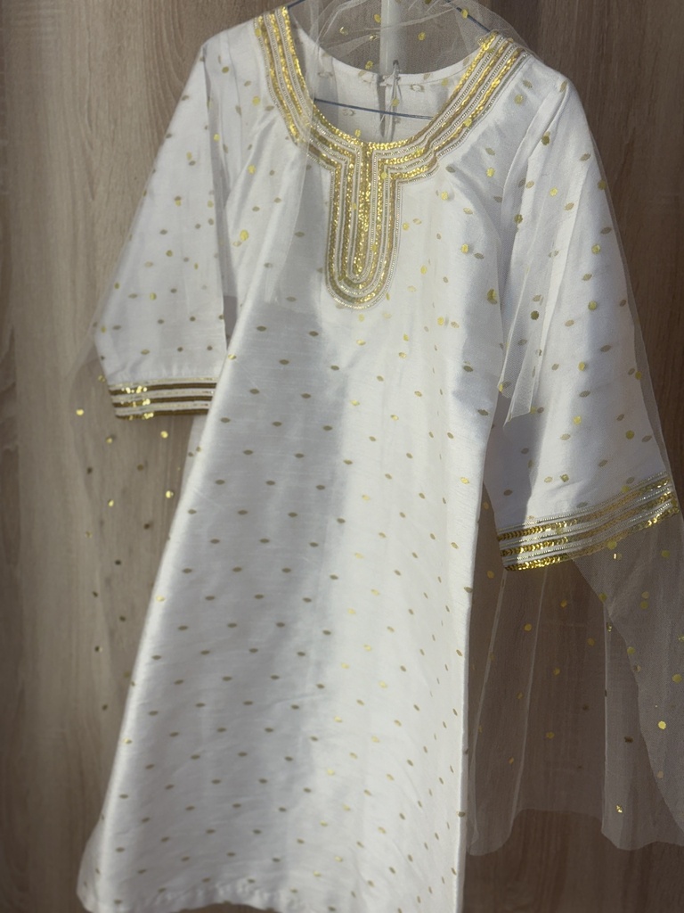 Traditional thoub dress with mess cover 
