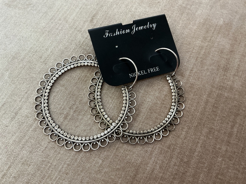 Mini loops on big Earrings