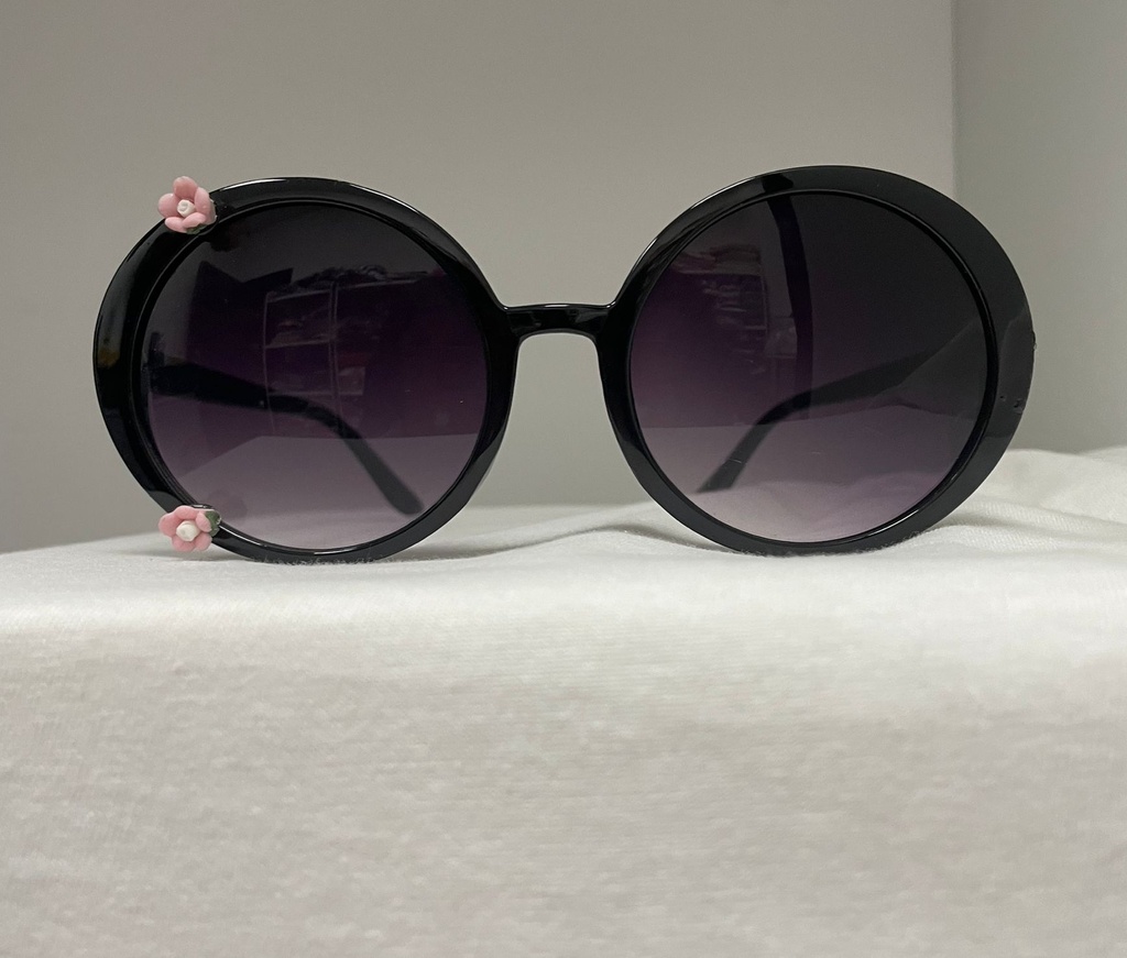 Stylish Black Round Sunglasses