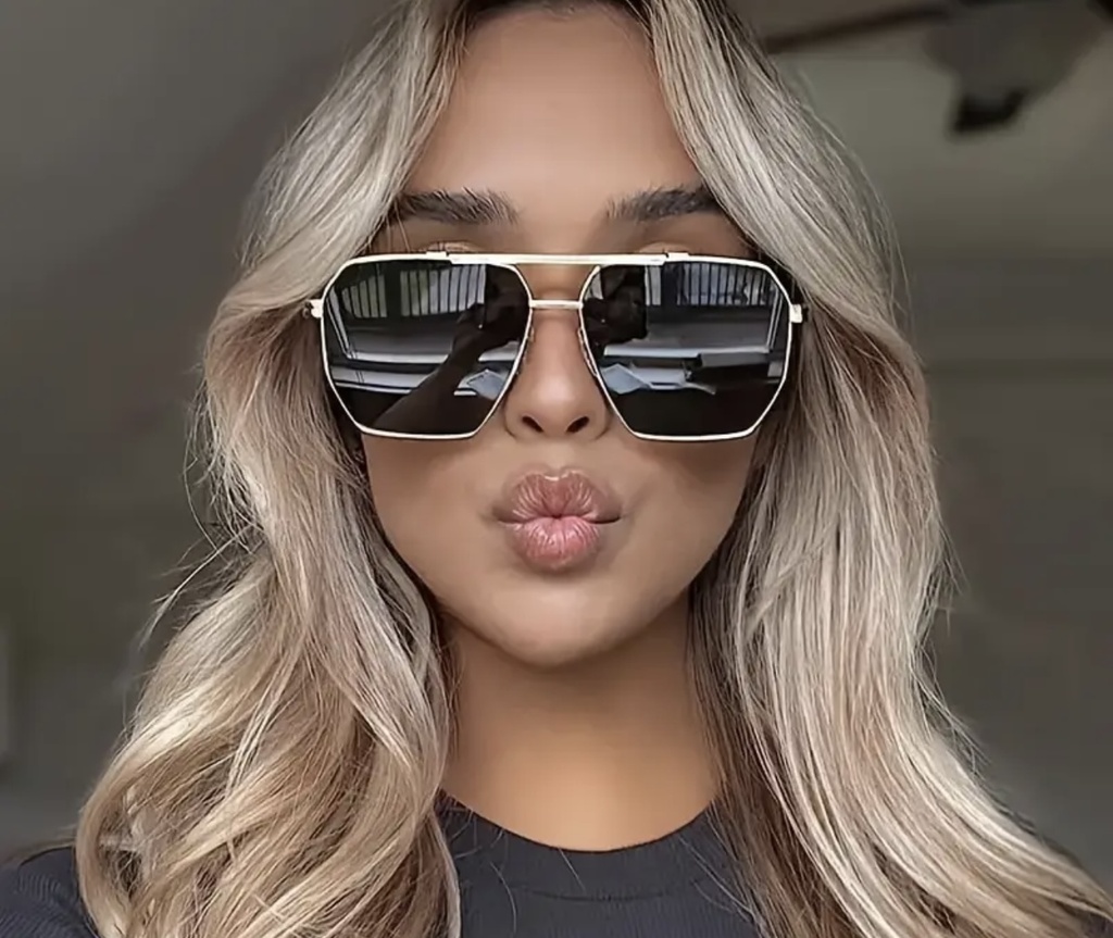 Over sized golden sunglasses