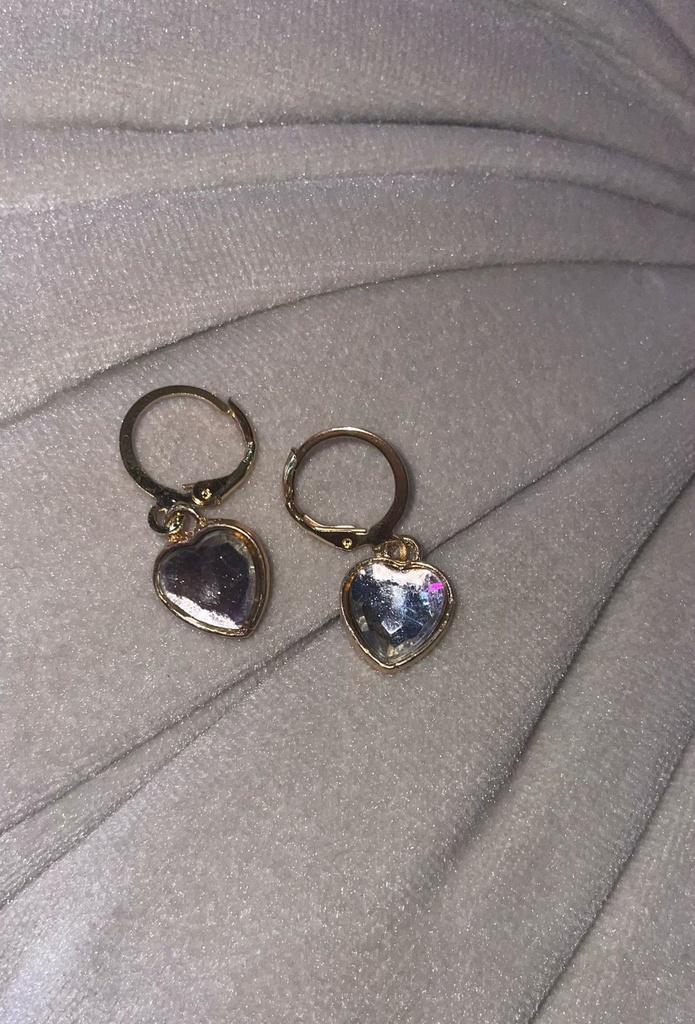 Elegant Golden-Tone Heart Shape Earrings With Silver Gemstone