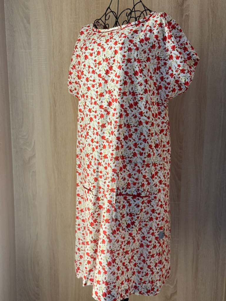 Red roses fine print patient gown
