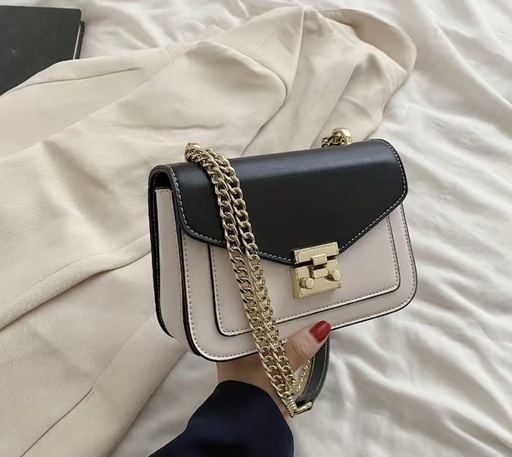 Chain Crossbody Bag