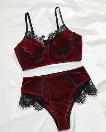 Velvet & Lace Lingerie Set