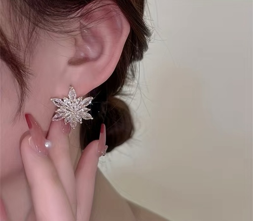 [84529956] Sunflower Stud Earrings