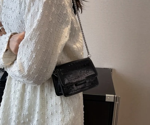 Crocodile pattern mini bag