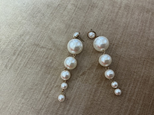 [87701818] Pearls drops earrings